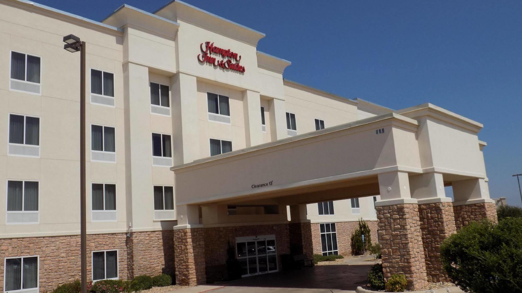 Hotel Hampton & 3*